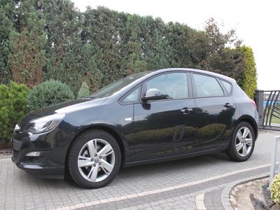 Używane Opel Astra - 27 900 PLN, 156 370 km, 2013