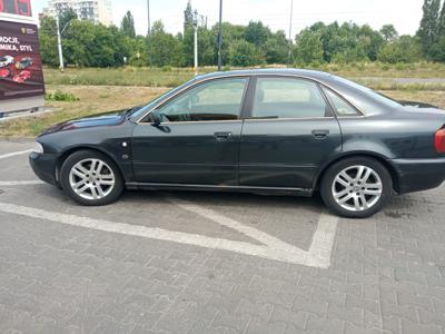 Używane Audi A4 - 6 500 PLN, 303 583 km, 1995