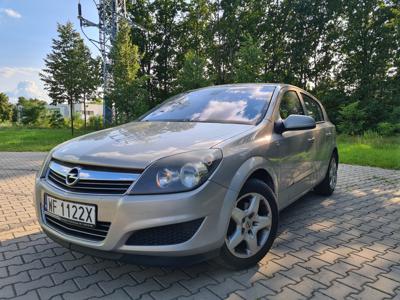 Używane Opel Astra - 11 950 PLN, 207 100 km, 2007