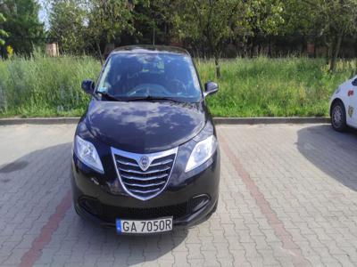 Używane Lancia Ypsilon - 17 700 PLN, 120 000 km, 2012