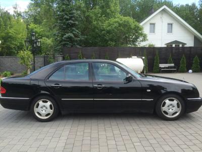 Używane Mercedes-Benz 280 - 19 000 PLN, 177 200 km, 1998