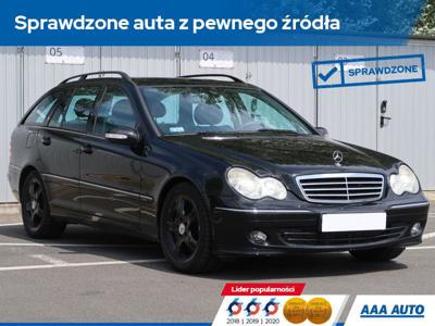 Używane Mercedes-Benz Klasa C - 10 000 PLN, 261 841 km, 2004