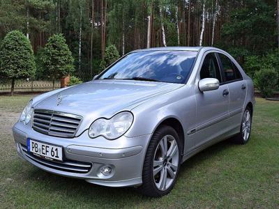 Używane Mercedes-Benz Klasa C - 16 900 PLN, 192 000 km, 2004