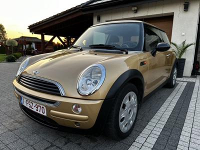 Używane MINI ONE - 17 500 PLN, 100 000 km, 2004