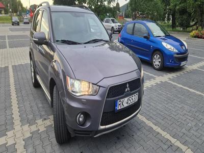 Używane Mitsubishi Outlander - 33 900 PLN, 284 350 km, 2011