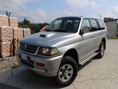 Używane Mitsubishi Pajero - 22 000 PLN, 289 600 km, 1991