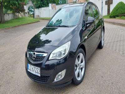 Używane Opel Astra - 19 900 PLN, 203 500 km, 2010