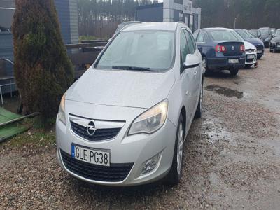Używane Opel Astra - 12 900 PLN, 265 345 km, 2012