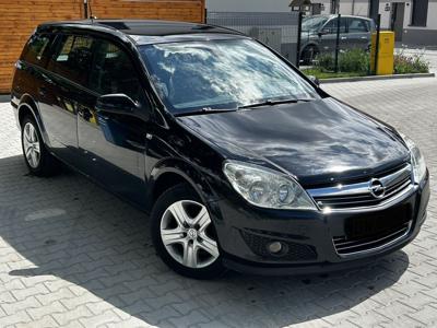 Używane Opel Astra - 15 999 PLN, 189 000 km, 2009