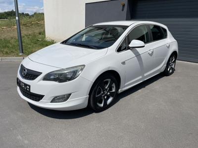 Używane Opel Astra - 22 999 PLN, 191 000 km, 2010