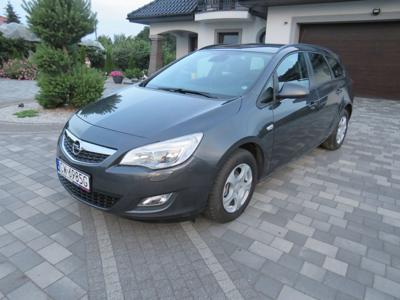 Używane Opel Astra - 23 900 PLN, 201 390 km, 2010