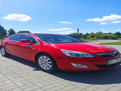 Używane Opel Astra - 30 500 PLN, 154 000 km, 2010