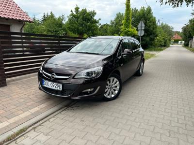 Używane Opel Astra - 34 700 PLN, 169 995 km, 2013