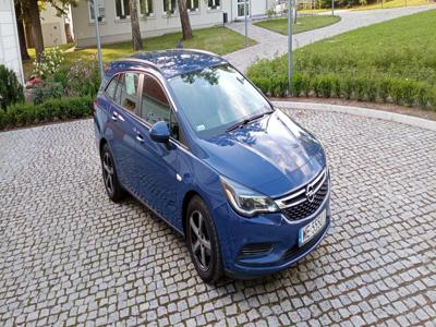 Używane Opel Astra - 36 900 PLN, 200 000 km, 2018