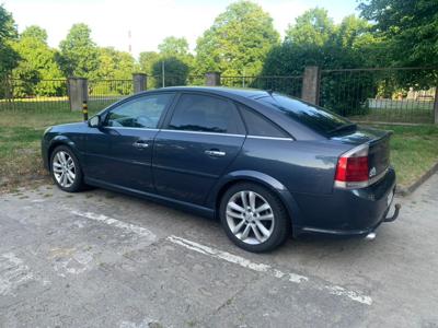 Używane Opel Vectra - 11 400 PLN, 365 000 km, 2007