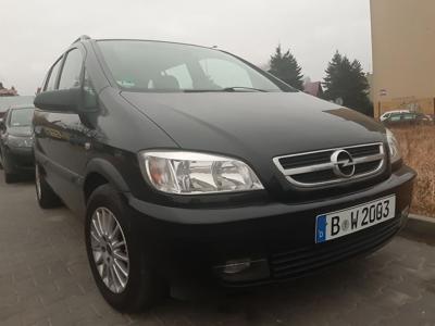 Używane Opel Zafira - 11 900 PLN, 245 000 km, 2005