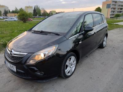 Używane Opel Zafira - 41 999 PLN, 196 400 km, 2015