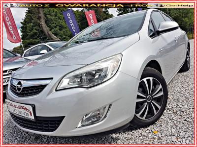 Używane Opel Astra - 24 900 PLN, 205 000 km, 2011