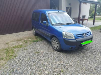 Używane Peugeot Partner - 9 900 PLN, 305 000 km, 2004