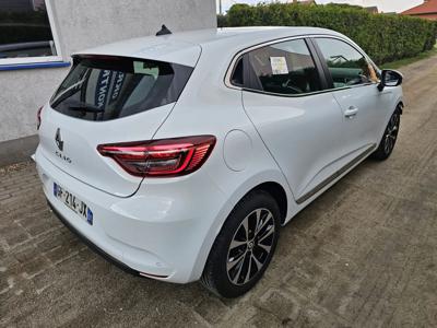 Używane Renault Clio - 41 900 PLN, 8 000 km, 2022