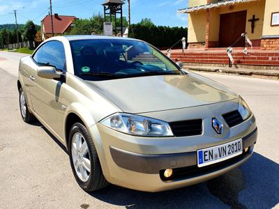 Używane Renault Coupe - 10 700 PLN, 195 000 km, 2005