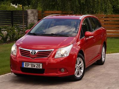 Używane Toyota Avensis - 35 800 PLN, 242 000 km, 2011