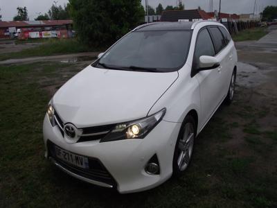 Używane Toyota Auris - 35 899 PLN, 193 899 km, 2014