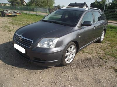 Używane Toyota Avensis - 16 900 PLN, 286 000 km, 2005