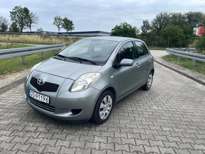 Używane Toyota Yaris - 11 900 PLN, 250 000 km, 2006