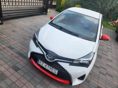 Używane Toyota Yaris - 33 333 PLN, 142 543 km, 2017