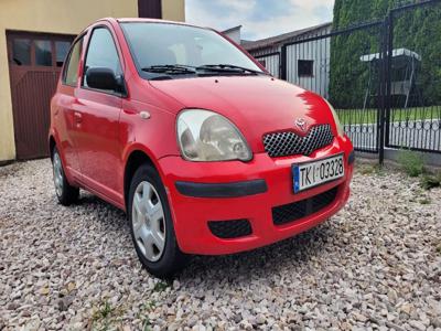 Używane Toyota Yaris - 3 900 PLN, 212 696 km, 2003