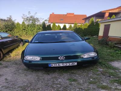 Używane Volkswagen Golf - 3 000 PLN, 281 000 km, 1998