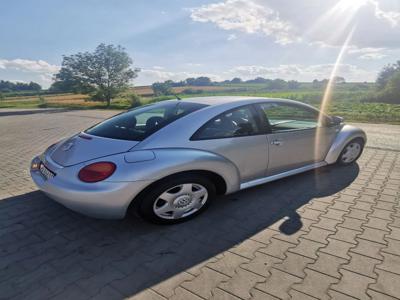 Używane Volkswagen New Beetle - 10 900 PLN, 250 000 km, 2000