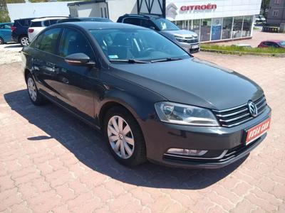 Używane Volkswagen Passat - 29 900 PLN, 304 317 km, 2011