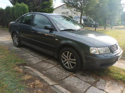 Używane Volkswagen Passat - 4 900 PLN, 370 561 km, 2000