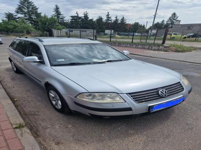 Używane Volkswagen Passat - 5 600 PLN, 350 000 km, 2004