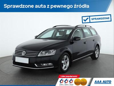 Używane Volkswagen Passat - 50 000 PLN, 162 233 km, 2011