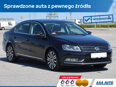 Używane Volkswagen Passat - 50 000 PLN, 171 915 km, 2014