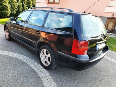 Używane Volkswagen Passat - 6 950 PLN, 304 000 km, 1998