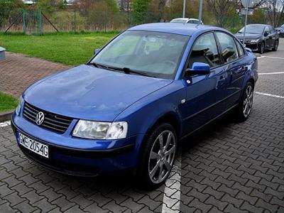 Używane Volkswagen Passat - 8 900 PLN, 289 000 km, 1999