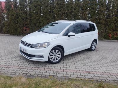 Używane Volkswagen Touran - 62 500 PLN, 300 000 km, 2019