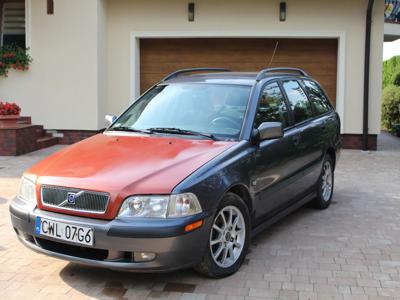 Używane Volvo V40 - 3 500 PLN, 335 000 km, 2004