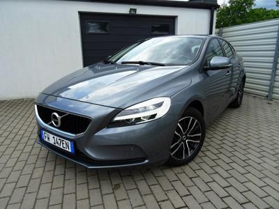 Używane Volvo V40 - 63 800 PLN, 148 950 km, 2019