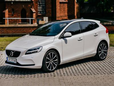 Używane Volvo V40 - 69 900 PLN, 158 880 km, 2017