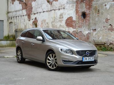 Używane Volvo V60 - 50 000 PLN, 211 550 km, 2015