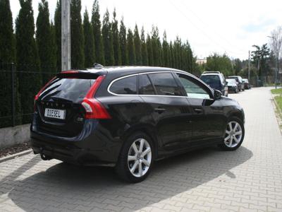 Używane Volvo V60 - 52 500 PLN, 190 000 km, 2017