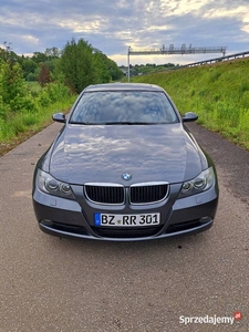 BMW E90 320i 2.0 benzyna