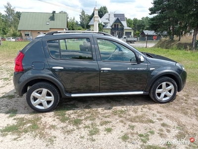 Dacia Sandero Stepway 2012 rok klimatyzacja gaz ładny stan