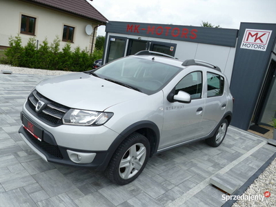 Dacia Sandero Stepway 2013r