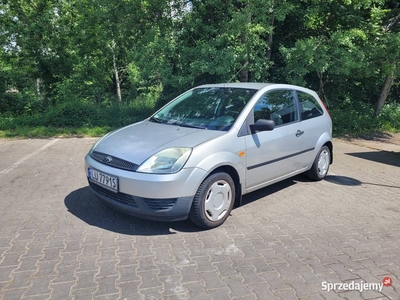 Ford Fiesta 2004 bardzo mały przebieg